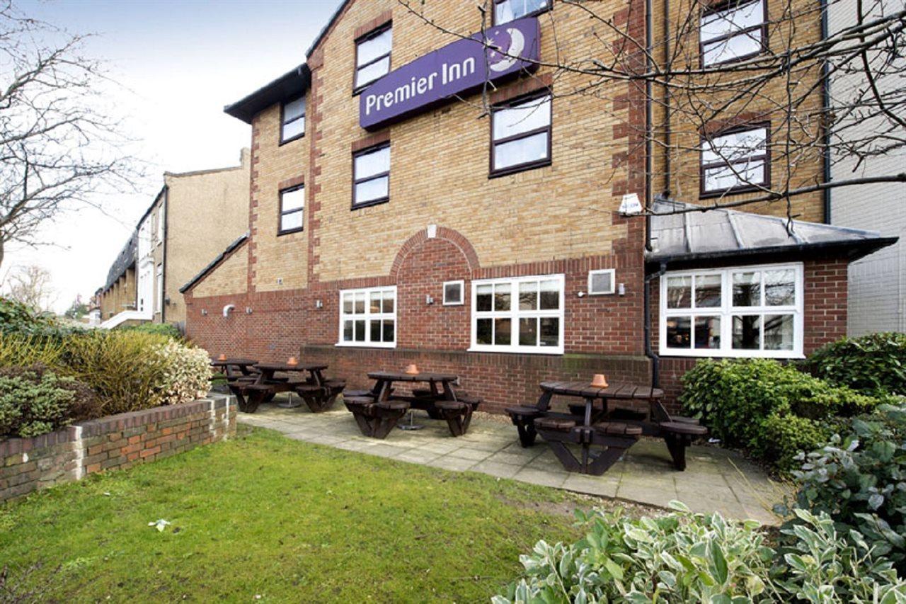 Premier Inn London רומפורד מראה חיצוני תמונה
