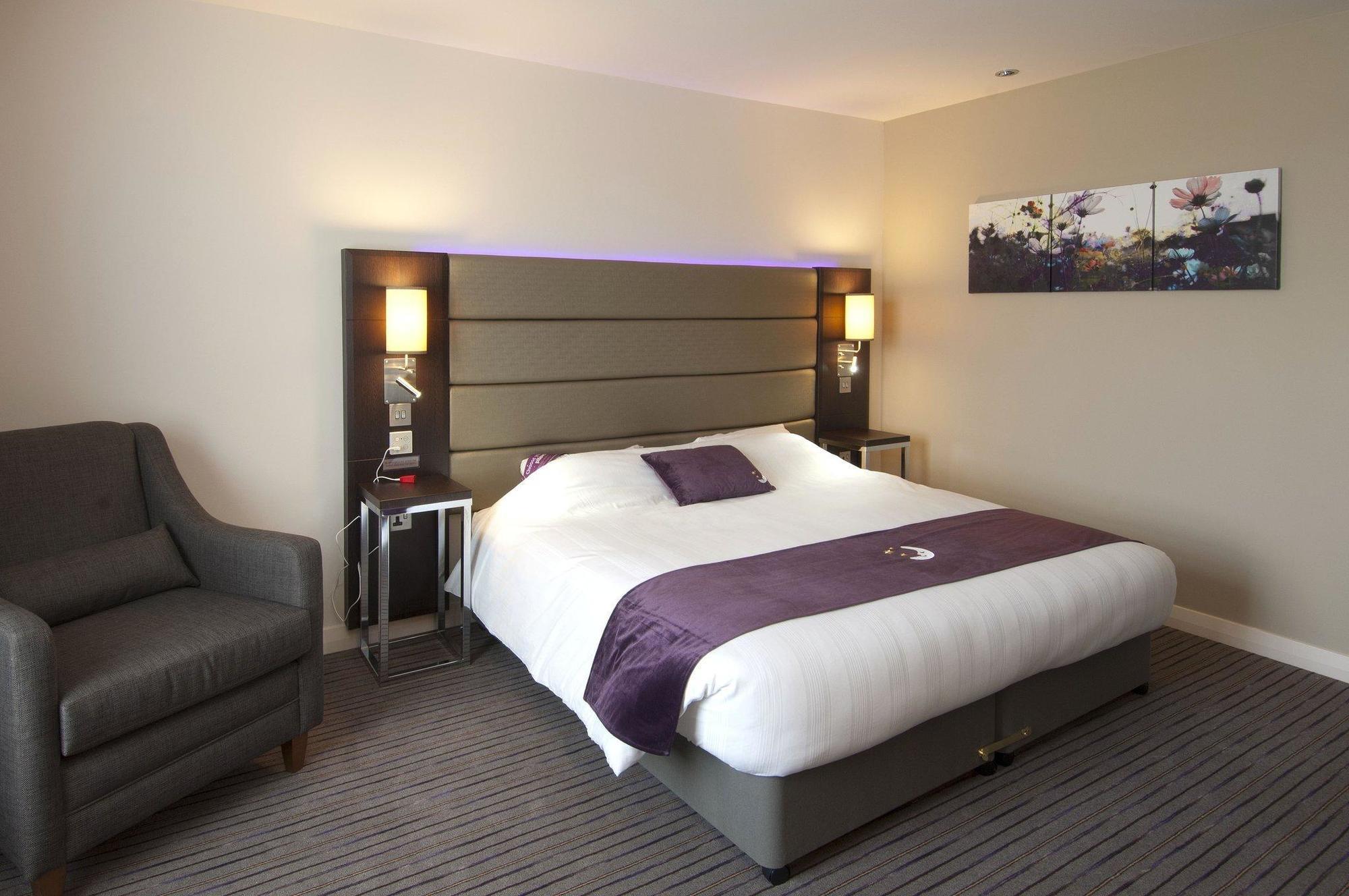 Premier Inn London רומפורד מראה חיצוני תמונה